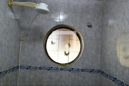 Casa de condomínio à venda com 240m², 4 quartos e 5 vagasBanheiro Suíte da  Edicula 