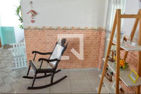 Casa de condomínio à venda com 240m², 4 quartos e 5 vagasÁrea de Serviço Edicula 