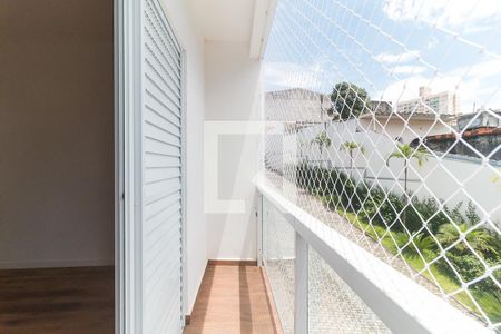 Casa de condomínio para alugar com 96m², 3 quartos e 1 vagaSacada do Quarto 1