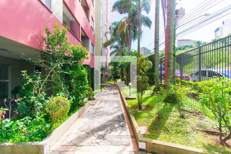 Apartamento para alugar com 50m², 2 quartos e 1 vagaÁrea comum 