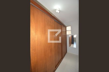 Apartamento à venda com 77m², 2 quartos e 1 vagaCloset do Quarto 1