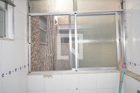 Apartamento à venda com 77m², 2 quartos e 1 vagaÁrea de Serviço