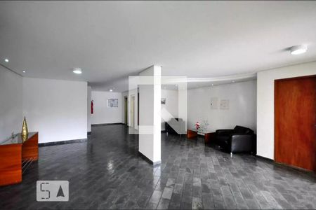 Apartamento à venda com 64m², 3 quartos e 1 vaga Apartamento à venda com 64m², 3 quartos e 1 vagaHall social