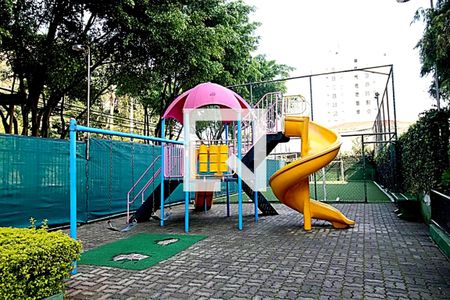 Apartamento à venda com 64m², 3 quartos e 1 vaga Apartamento à venda com 64m², 3 quartos e 1 vagaÁrea Comum - Playground