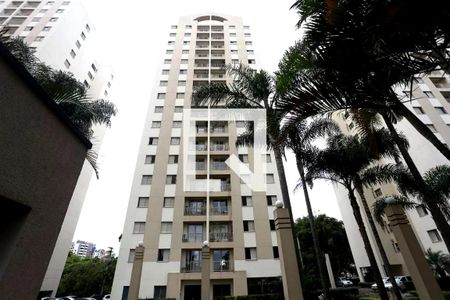 Apartamento à venda com 64m², 3 quartos e 1 vaga Apartamento à venda com 64m², 3 quartos e 1 vagaFachada