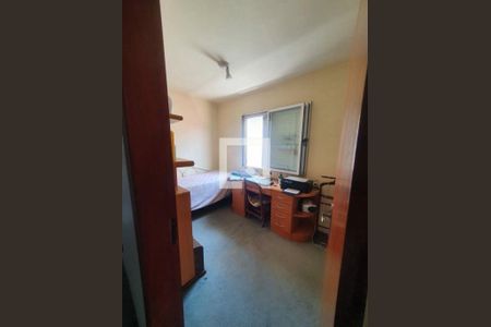 Casa à venda com 3 quartos, 240m² em Jardim Prudência, São Paulo