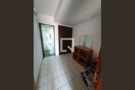 Casa à venda com 3 quartos, 240m² em Jardim Prudência, São Paulo