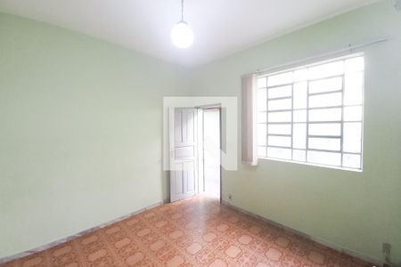 Sala 1 de casa à venda com 6 quartos, 262m² em Venda Nova, Belo Horizonte
