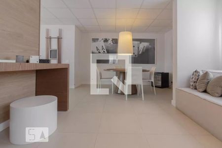 Studio à venda com 34m², 1 quarto e 1 vaga Studio à venda com 34m², 1 quarto e 1 vagaÁrea comum - Sala de Jogos