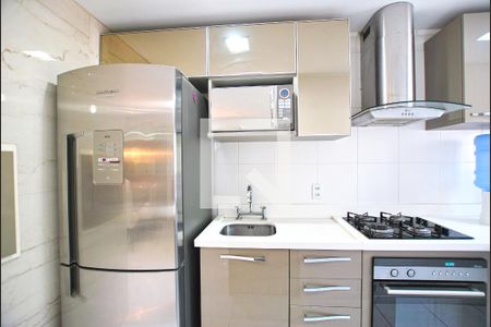 Apartamento à venda com 58m², 2 quartos e 1 vagaCozinha