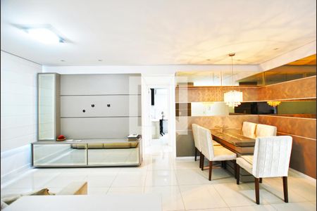 Sala de apartamento à venda com 2 quartos, 58m² em Camaquã, Porto Alegre