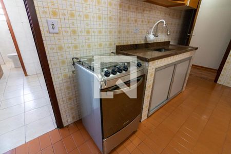 Apartamento para alugar com 100m², 2 quartos e sem vagaCozinha 