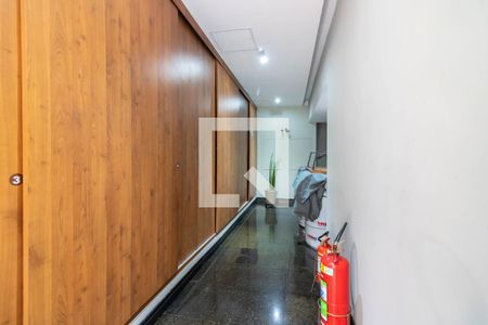 Apartamento para alugar com 100m², 2 quartos e sem vagaHall de entrada, térreo 