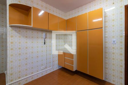 Apartamento para alugar com 100m², 2 quartos e sem vagaCozinha 