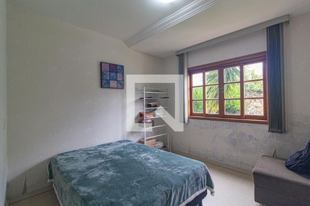 Quarto 1 de casa de condomínio para alugar com 2 quartos, 320m² em Abranches, Curitiba