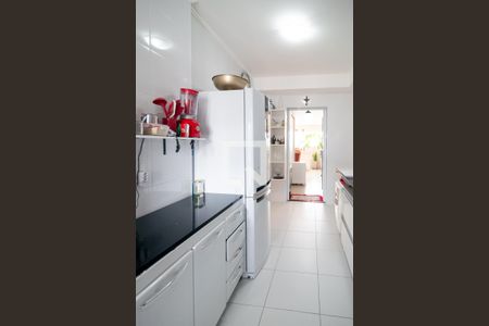 Apartamento à venda com 213m², 4 quartos e 4 vagasCozinha