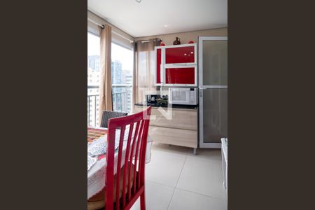 Apartamento à venda com 213m², 4 quartos e 4 vagasCozinha / Sala Almoço 