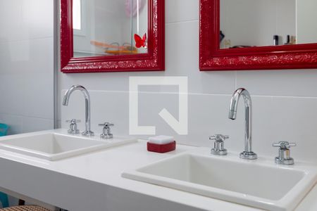 Apartamento à venda com 213m², 4 quartos e 4 vagasBanheiro Quarto 4 - Suíte Master