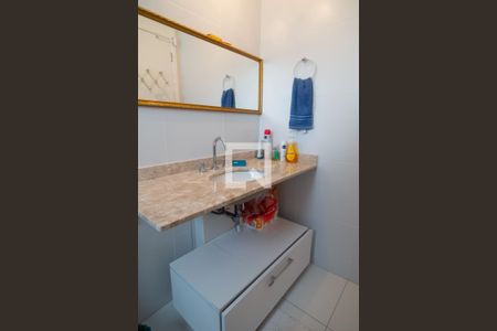 Apartamento à venda com 213m², 4 quartos e 4 vagasBanheiro Quarto 2 - Suíte
