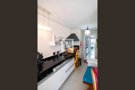 Apartamento à venda com 213m², 4 quartos e 4 vagasVaranda