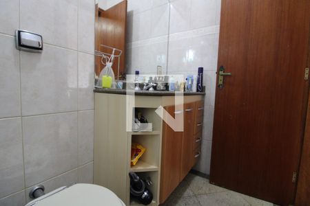 Casa à venda com 97m², 3 quartos e 2 vagasBanheiro da suíte