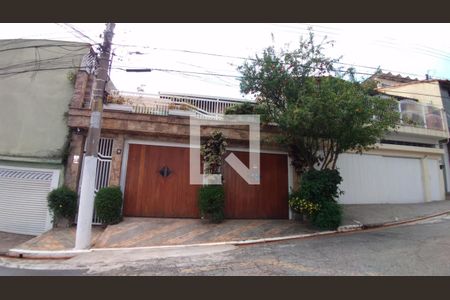 Casa à venda com 360m², 3 quartos e 4 vagas Casa à venda com 360m², 3 quartos e 4 vagasFachada