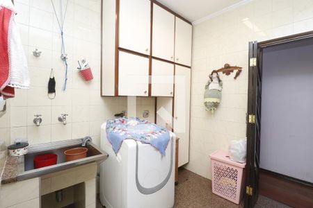 Casa à venda com 360m², 3 quartos e 4 vagasÁrea de Serviço