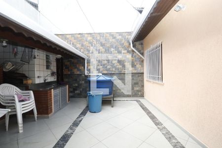 Casa à venda com 360m², 3 quartos e 4 vagasQuintal