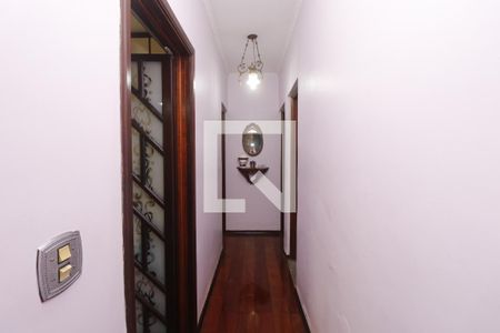 Casa à venda com 360m², 3 quartos e 4 vagasCorredor