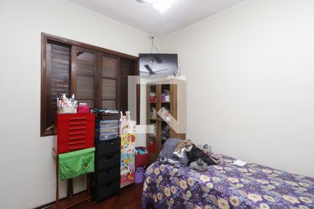 Casa à venda com 360m², 3 quartos e 4 vagasQuarto 2