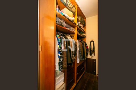 Closet da Suíte 1 de casa à venda com 4 quartos, 249m² em Santana, São Paulo