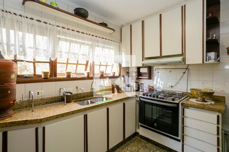 Casa à venda com 249m², 4 quartos e 2 vagasCozinha