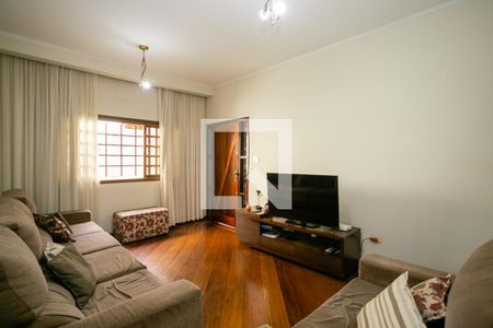 Casa à venda com 249m², 4 quartos e 2 vagasSala de Estar