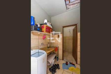 Casa à venda com 350m², 2 quartos e 1 vaga Casa à venda com 350m², 2 quartos e 1 vagaÁrea de Serviço Casa 2