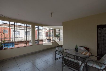 Casa à venda com 350m², 2 quartos e 1 vaga Casa à venda com 350m², 2 quartos e 1 vagaCasa 3