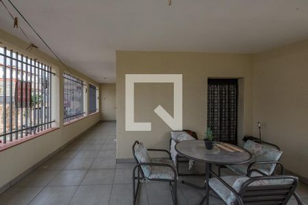 Casa à venda com 350m², 2 quartos e 1 vaga Casa à venda com 350m², 2 quartos e 1 vagaCasa 3