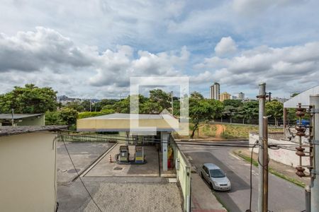 Casa à venda com 350m², 2 quartos e 1 vaga Casa à venda com 350m², 2 quartos e 1 vagaCasa 3