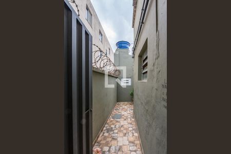 Casa à venda com 350m², 2 quartos e 1 vaga Casa à venda com 350m², 2 quartos e 1 vagaEntrada