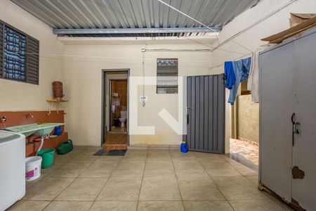 Casa à venda com 350m², 2 quartos e 1 vaga Casa à venda com 350m², 2 quartos e 1 vagaCasa 3