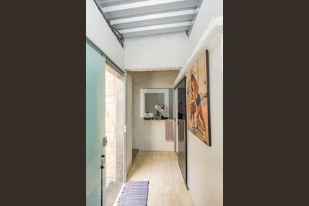 Casa à venda com 350m², 2 quartos e 1 vaga Casa à venda com 350m², 2 quartos e 1 vagaCorredor