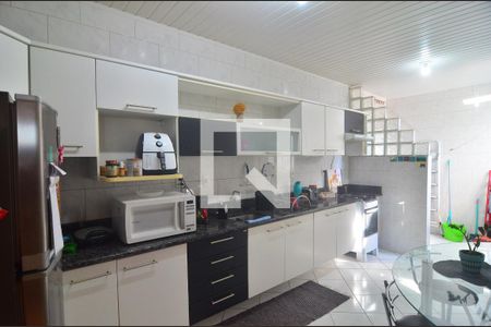 Apartamento à venda com 76m², 2 quartos e 2 vagasCozinha