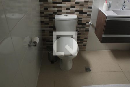 Casa à venda com 122m², 3 quartos e 2 vagasBanheiro