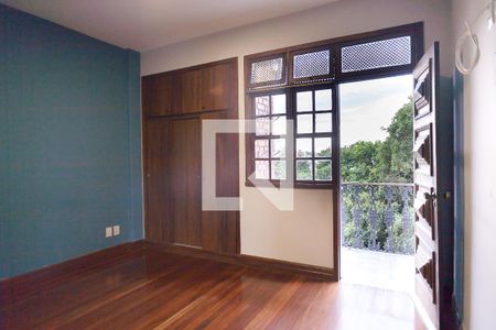 Apartamento para alugar com 115m², 3 quartos e 1 vagasuite