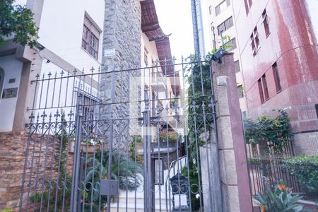 Apartamento para alugar com 115m², 3 quartos e 1 vagafachada