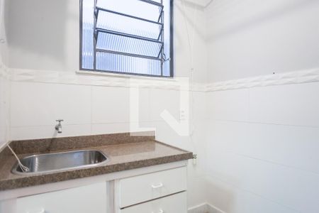 Apartamento para alugar com 115m², 3 quartos e 1 vagaÁrea de Serviço