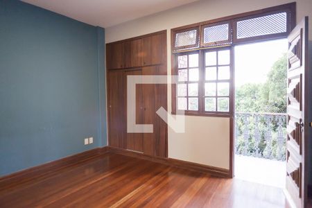 Apartamento para alugar com 115m², 3 quartos e 1 vagasuite