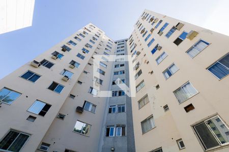 Apartamento à venda com 57m², 2 quartos e 1 vagaFachada