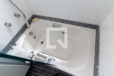 Apartamento à venda com 148m², 3 quartos e 3 vagas Apartamento à venda com 148m², 3 quartos e 3 vagasBanheiro da Suíte 3