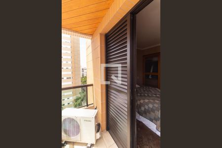 Apartamento à venda com 148m², 3 quartos e 3 vagas Apartamento à venda com 148m², 3 quartos e 3 vagasVaranda da Suíte 3