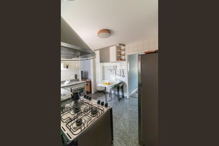 Apartamento à venda com 148m², 3 quartos e 3 vagas Apartamento à venda com 148m², 3 quartos e 3 vagasCozinha